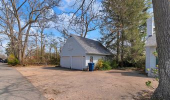 78 Nautilus St, Beachwood, NJ 08722
