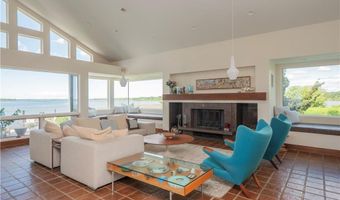 150 Southern Way, Charlestown, RI 02813