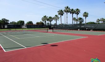 327 Waldorf Dr, Auburndale, FL 33823