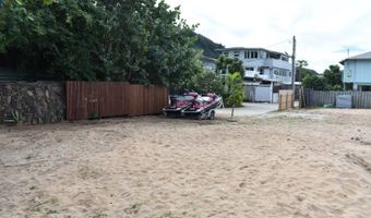 59-147 Ke Nui Rd, Haleiwa, HI 96712