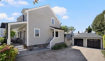 9 Anthony St, Newport, RI 02840