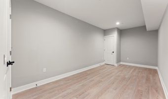429 LEMONTE St, Philadelphia, PA 19128