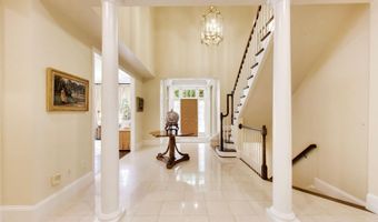 8011 SUMMER MILL Ct, Bethesda, MD 20817