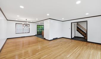 807 Hillcrest Dr, Ashland, OH 44805