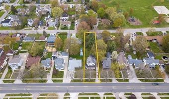 1749 Saint Clair River Dr, Algonac, MI 48001