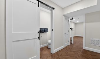 9 COLLEGE Ave, Annapolis, MD 21401