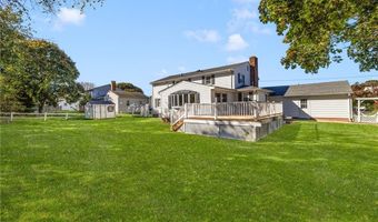 28 Hybrid Dr, Cranston, RI 02920