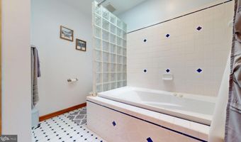 892 HOGBIN Rd, Millville, NJ 08332