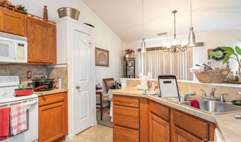 7941 Mossycup Dr, Charlotte, NC 28215
