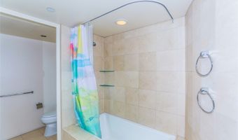 66 Queen St 1704, Honolulu, HI 96813