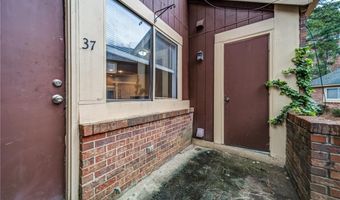 37 Country Place Ct, Alpharetta, GA 30005