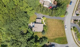 123 CASTLE ROCKS Rd, Warwick, RI 02886
