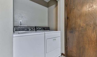 4445 Moon Sta, Acworth, GA 30101