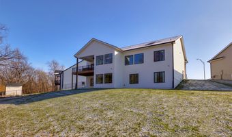 1712 Roebling Rd, Adel, IA 50003