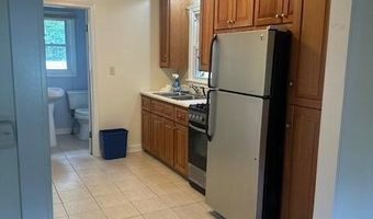 50 Van Wie Ter A, Albany, NY 12203
