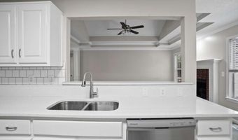 1027 Regency Dr, Acworth, GA 30102