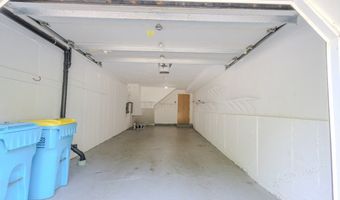 445 Captain Eames Cir 445, Ashland, MA 01721
