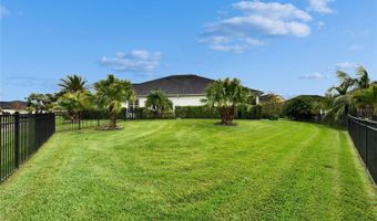 6927 CRESTPOINT Dr, Apollo Beach, FL 33572