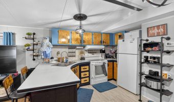 26 Leisure Dr, Auburndale, FL 33823