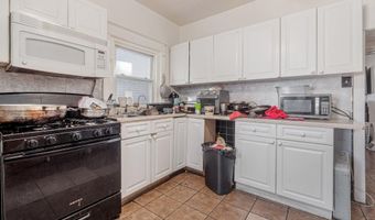 719 W Whitehall St, Allentown, PA 18102