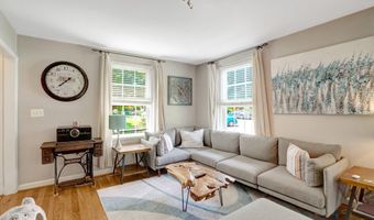 4220 32ND St S, Arlington, VA 22206