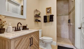 2616 N WESTMORELAND Dr, Orlando, FL 32804