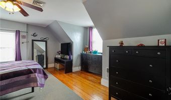 13 Blackstone St, Cumberland, RI 02864