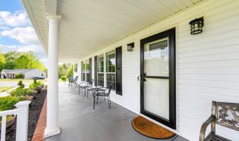 136 Montfair Dr, Amherst, VA 24521