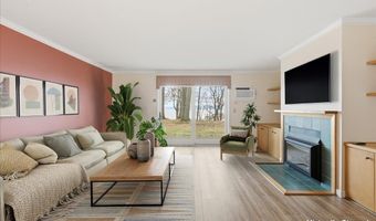 53 Northshore Dr, Burlington, VT 05408