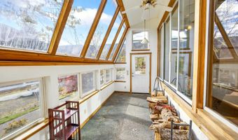 2026 Ashland Mine Rd, Ashland, OR 97520