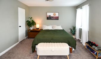1300 S ARLINGTON RIDGE Rd 204, Arlington, VA 22202