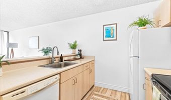 98-500 Koauka Loop 1K, Aiea, HI 96701