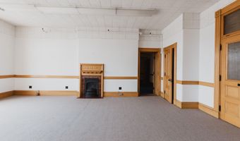 74 Hammond St 3, Bangor, ME 04401