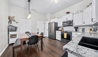 209 Bridgewater Dr, Barling, AR 72923