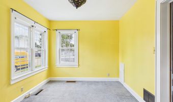 328 Marine Dr, Anderson, IN 46016