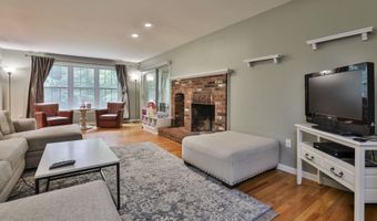 41 Wellesley Dr, Bedford, NH 03110