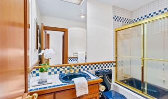 568 Sunset Dr, Angwin, CA 94508