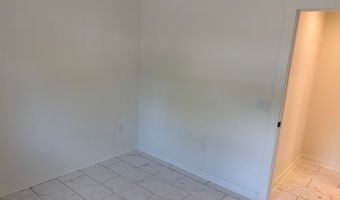 348 12th St, Apalachicola, FL 32320