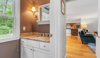 76 Washington Dr, Acton, MA 01720
