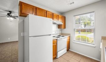 3300 SW Victoria Pl, Bentonville, AR 72712