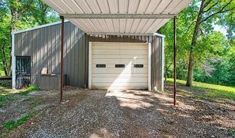 3260 Howard Rd, Beggs, OK 74421