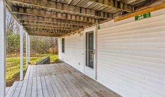 44 Memory Ln, Arundel, ME 04046