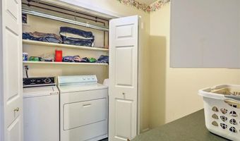 583 Pocasset Ct, Warwick, RI 02886