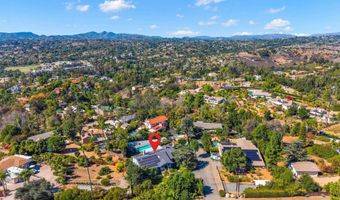 3045 Mary Ln, Escondido, CA 92025