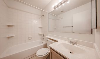 214 S RUSH Cir E, Chandler, AZ 85226