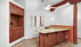 325 Braught Ln, Bosque Farms, NM 87068