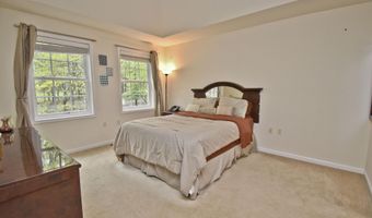72 Chickadee Ln, Albrightsville, PA 18210