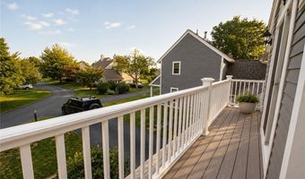 520 Corey Ln, Middletown, RI 02842