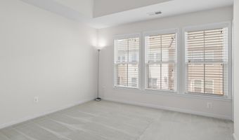 43381 RICKENBACKER Sq, Ashburn, VA 20147
