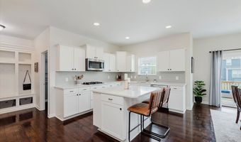 15003 Mancroft Dr, Fishers, IN 46037
